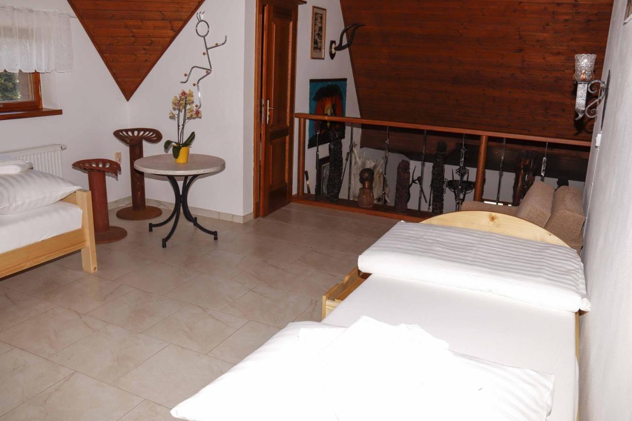 Apartman U Vagnera Dvur Kralove nad Labem Ngoại thất bức ảnh