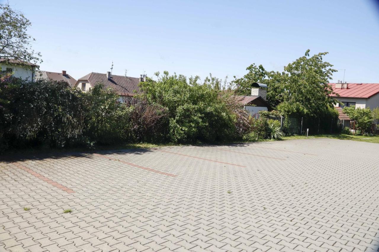 Apartman U Vagnera Dvur Kralove nad Labem Ngoại thất bức ảnh